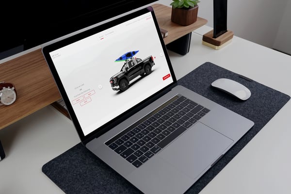 macbook-pro-touch-bar-laptop-mockup-v2-CSeirra