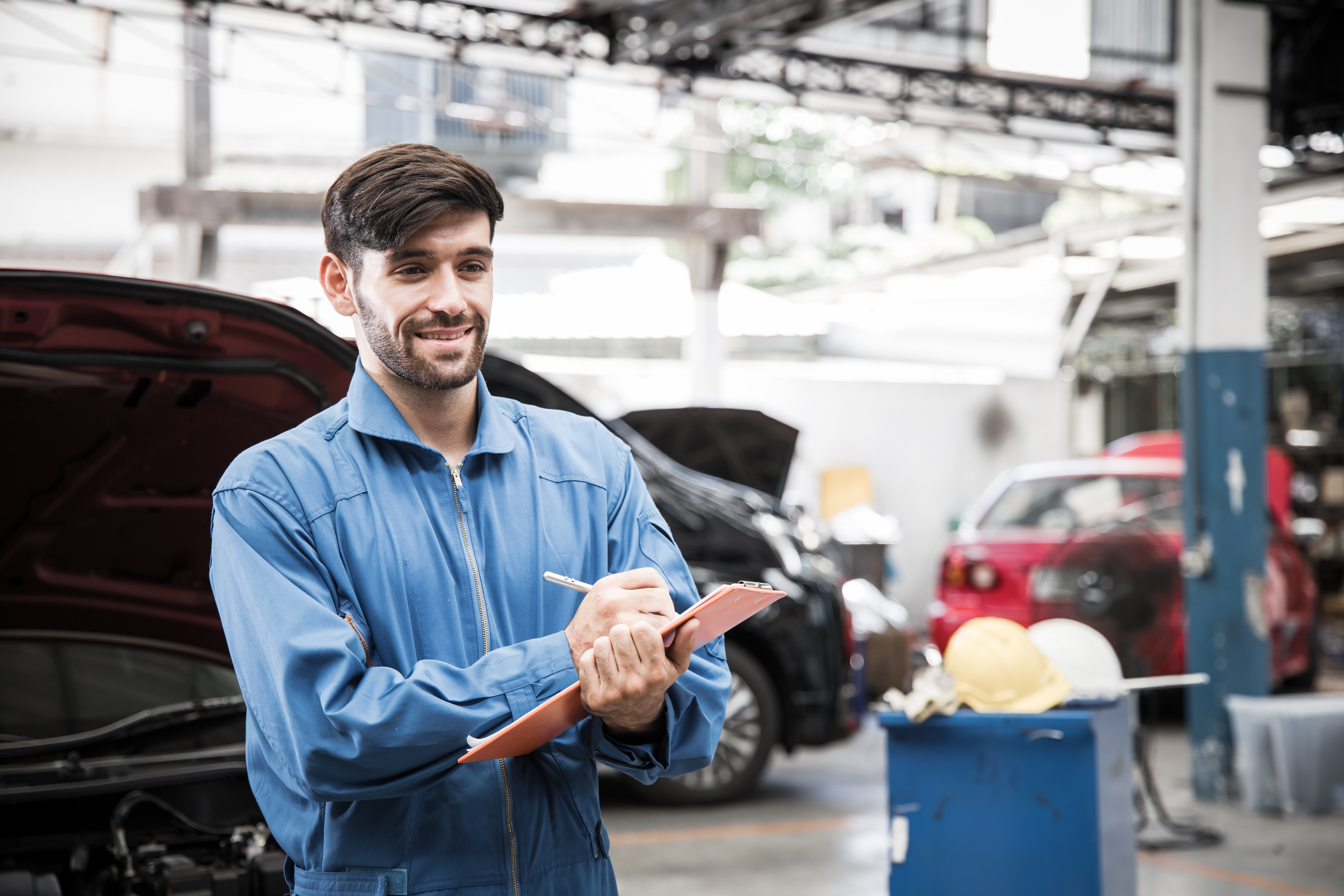 mechanic at service  lane